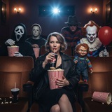 Аня смотрит сериалы