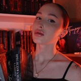 Настя вошла в чат…