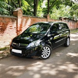Opel Zafira Club