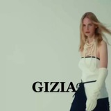 GIZIA_OZON Chat