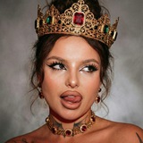 Резкая на связи 🖤